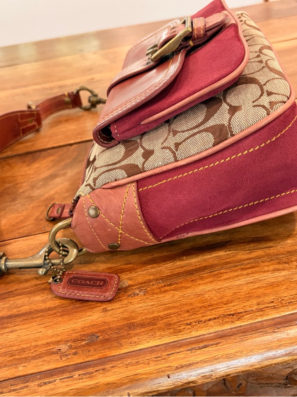 Coach Y2K Special Edition Signature Shoulder Bag Berry Suede & Red Leather - Picture 10 of 16
